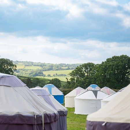 Festival Yurts Hay-On-Wye Hotel ภายนอก รูปภาพ