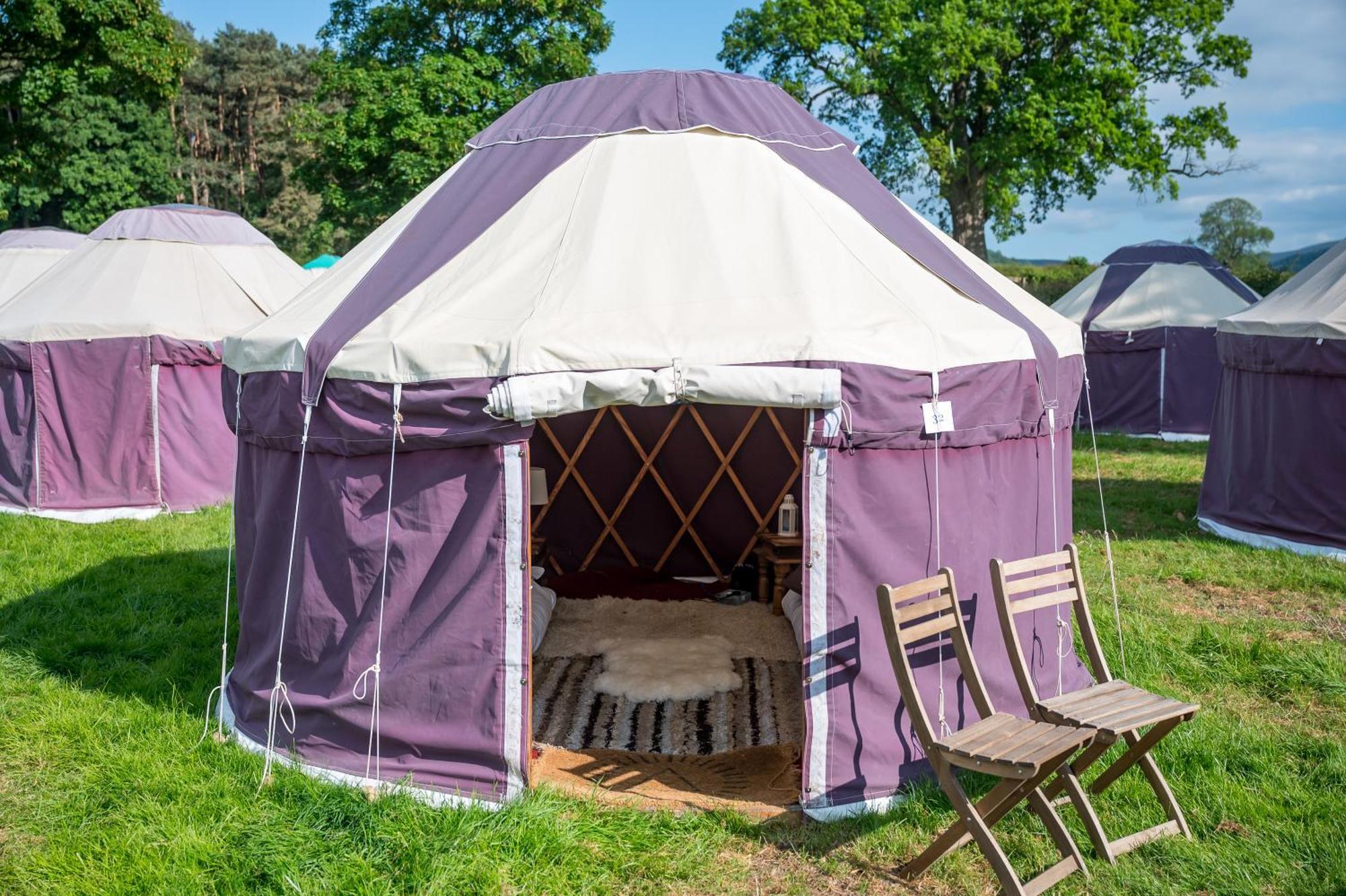 Festival Yurts Hay-On-Wye Hotel ภายนอก รูปภาพ