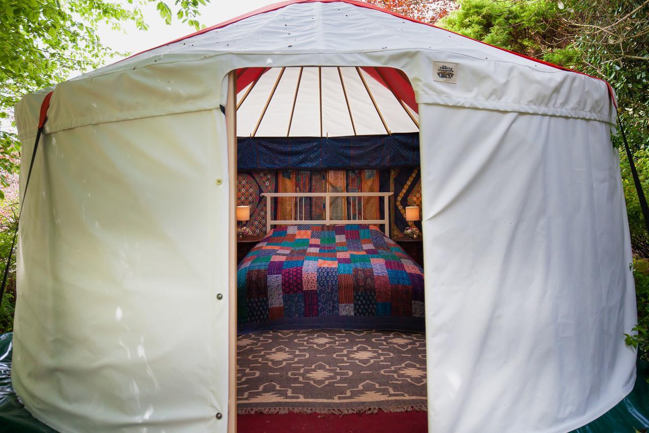 Festival Yurts Hay-On-Wye Hotel ภายนอก รูปภาพ
