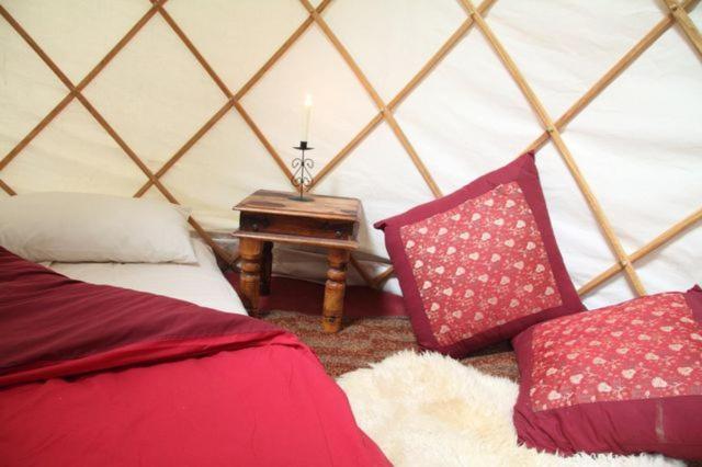 Festival Yurts Hay-On-Wye Hotel ภายนอก รูปภาพ